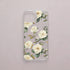Funda móvil Camelias Serenas KARKASA en Crystal Shield transparente antigolpes con diseño floral de camelias blancas