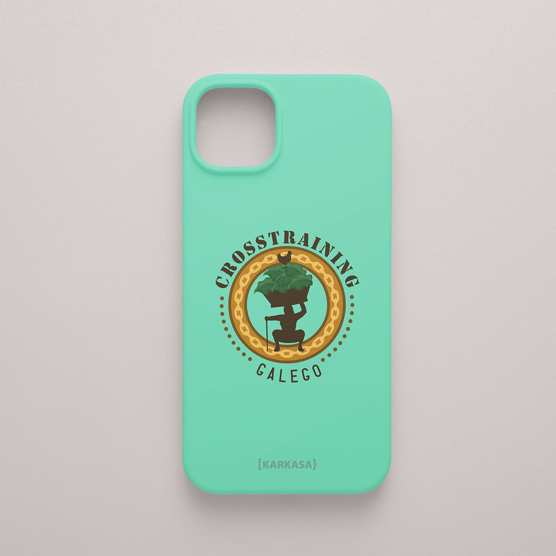 Funda verde menta con ilustración de una pesa rusa llena de grelos y el texto "Crosstraining Galego", diseño de humor deportivo de Son un Toxo.
