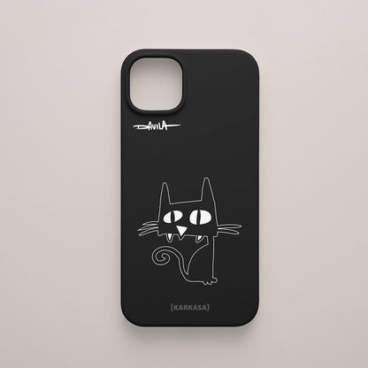 Funda de móvil azul marino con dibujo de gato negro con mirada pícara. Serie O Bicheiro de Davila.