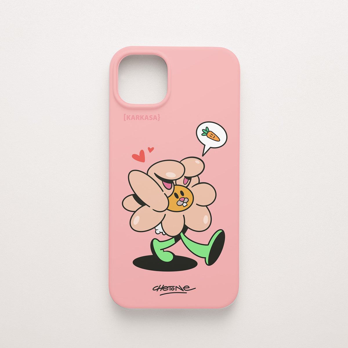 Funda de móvil de silicona rosa chicle con una flor rosa con orejas de conejo y corazones, diseño Good Bunny de Chetone Sánchez para KARKASA.