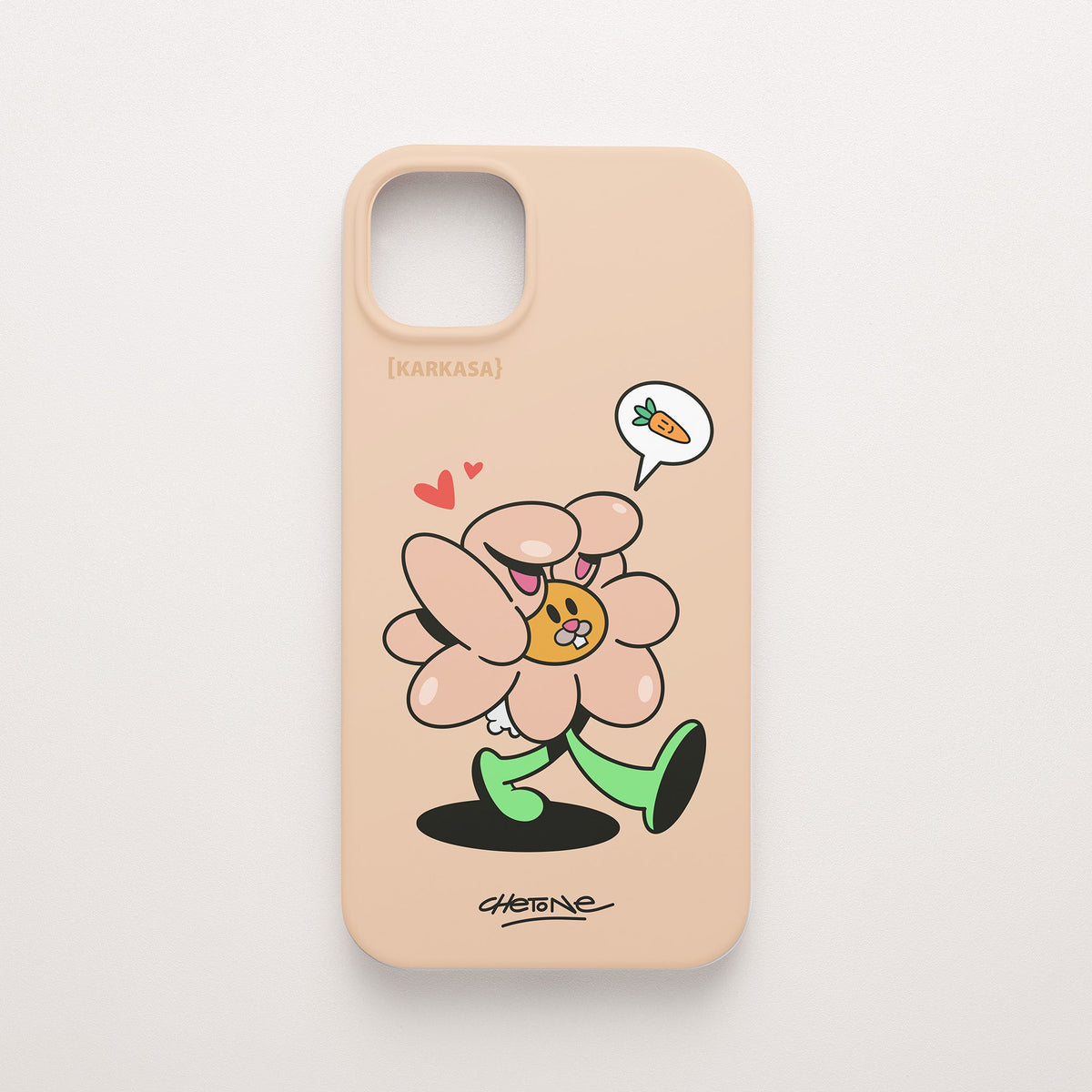 Funda de móvil de silicona rosa nude con una flor rosa con orejas de conejo y corazones, diseño Good Bunny de Chetone Sánchez para KARKASA.