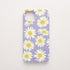 Funda KARKASA Silk Touch lila con estampado grande de margaritas blancas y amarillas. Carcasa de silicona estilo retro floral.