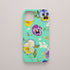 Funda móvil Pensamientos de Ensueño KARKASA en Silk Touch verde menta con diseño floral de pensamientos amarillos, violetas y azules