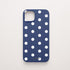 Funda KARKASA Silk Touch azul marino con estampado clásico de lunares blancos (polka dots). Carcasa mate de silicona estilo retro vintage.