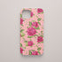 Funda móvil Rosas de Ensueño KARKASA en Silk Touch rosa chicle con diseño floral de rosas rosas y hojas verdes