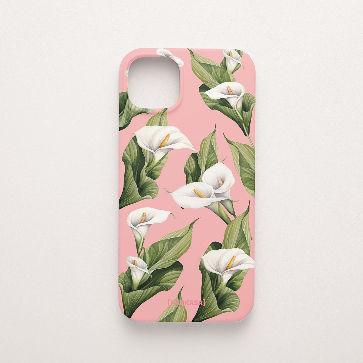 Funda móvil Susurro de Calas KARKASA en Silk Touch rosa chicle con diseño floral de calas blancas y hojas verdes.