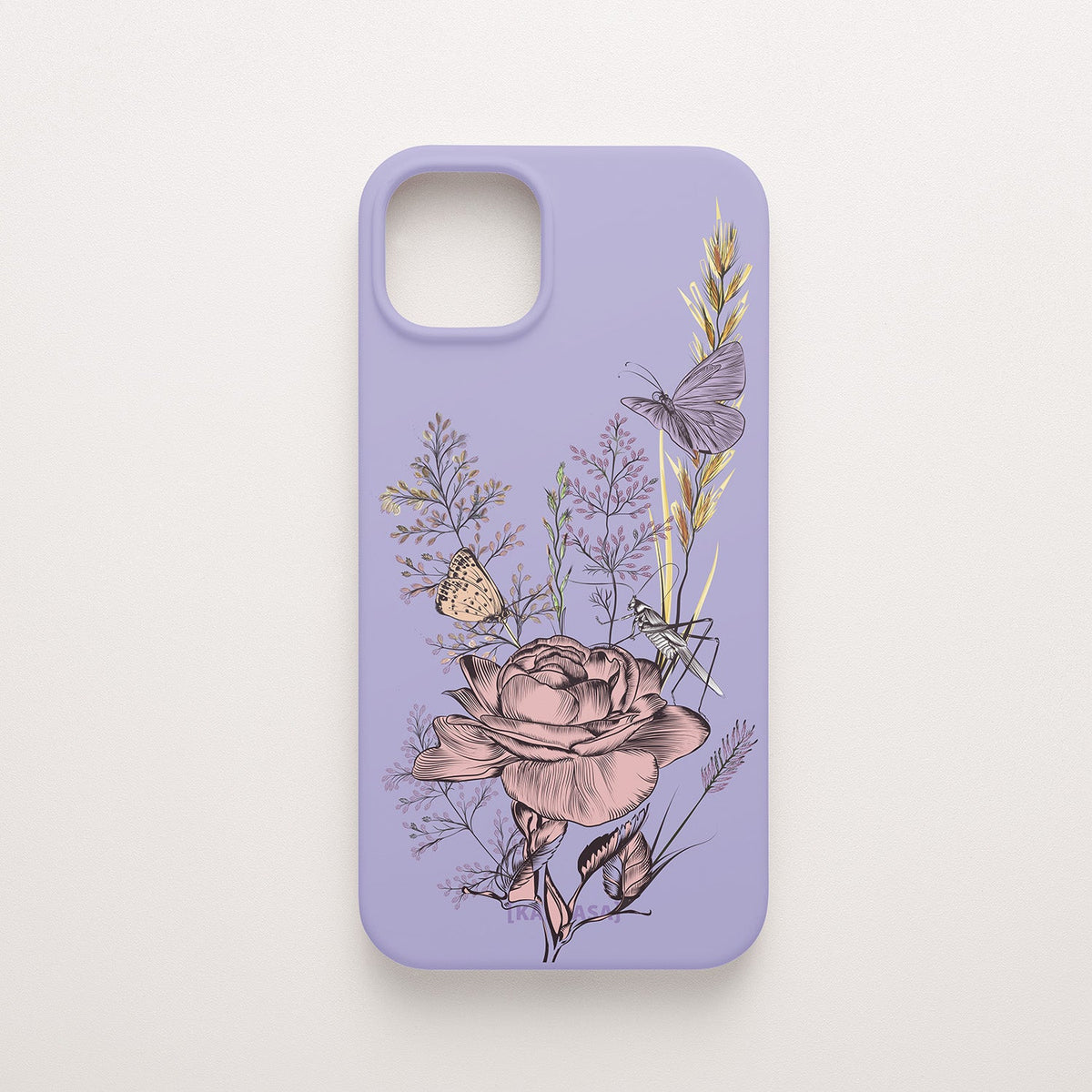 Funda KARKASA Silk Touch lila con ilustración estilo grabado de una rosa, una mariposa y un saltamontes. Carcasa diseño naturaleza vintage.