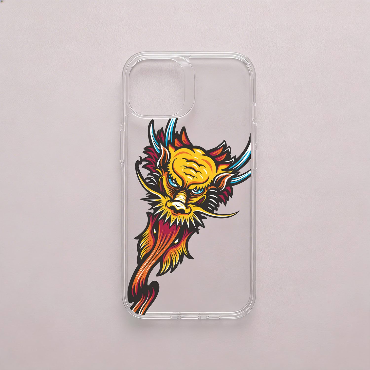 Funda KARKASA transparente antigolpes con ilustración colorida de una cabeza de dragón estilo tatuaje neo-tradicional, diseño de Gabriel Taccone.
