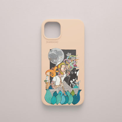 Funda KARKASA rosa nude con ilustración del artista Daniel Buitrón: marinero con pelo rosa, una orca saltando y una luna llena de fondo.