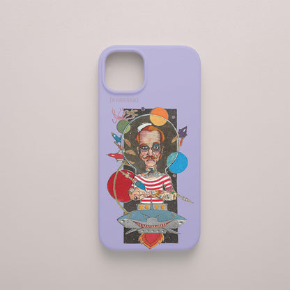 Funda KARKASA lila con ilustración del artista Daniel Buitrón: marinero con escafandra de buzo antigua rodeado de planetas y estrellas.