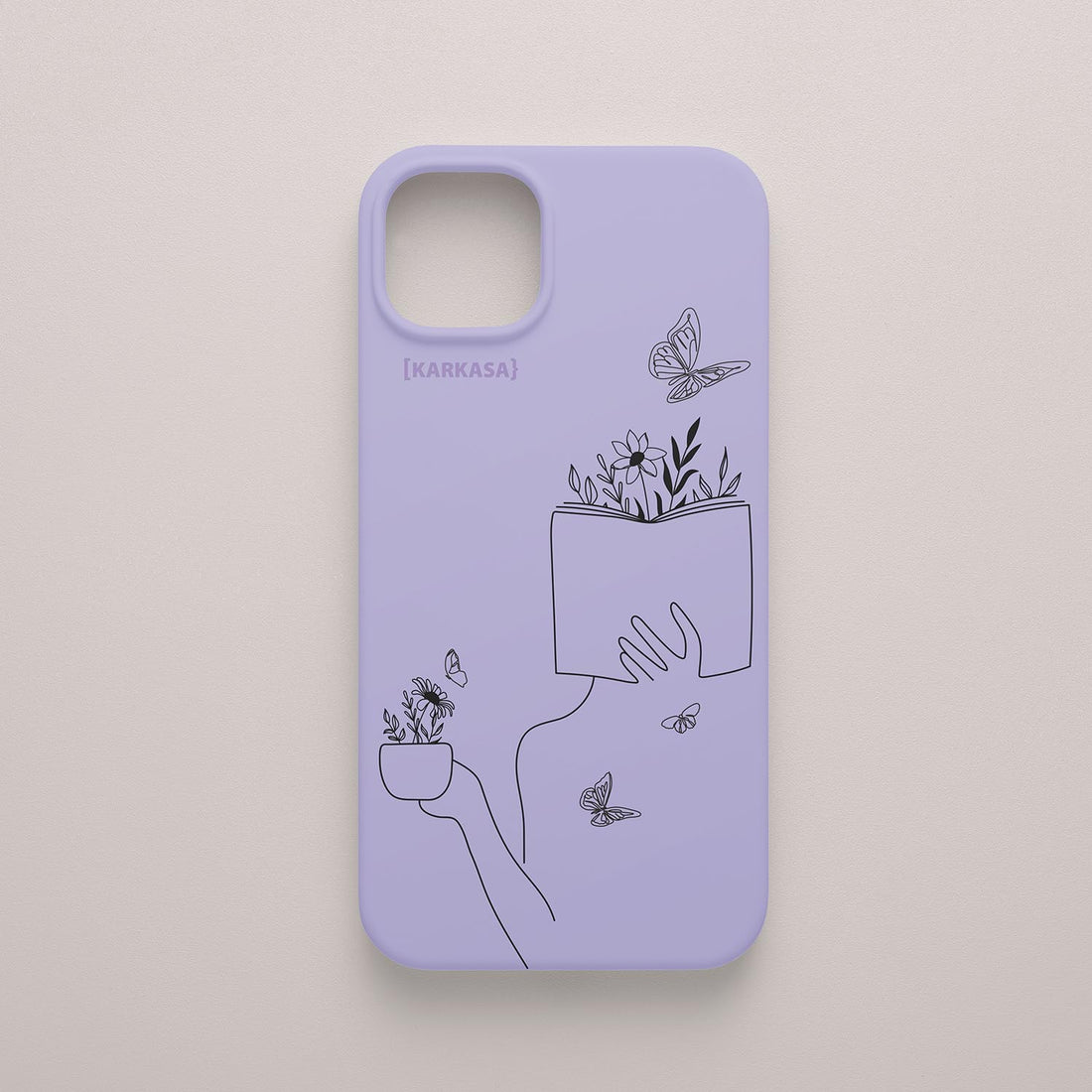 Funda de móvil KARKASA con ilustración lineal de una figura leyendo con flores y mariposas, en silicona mate Silk Touch lila.