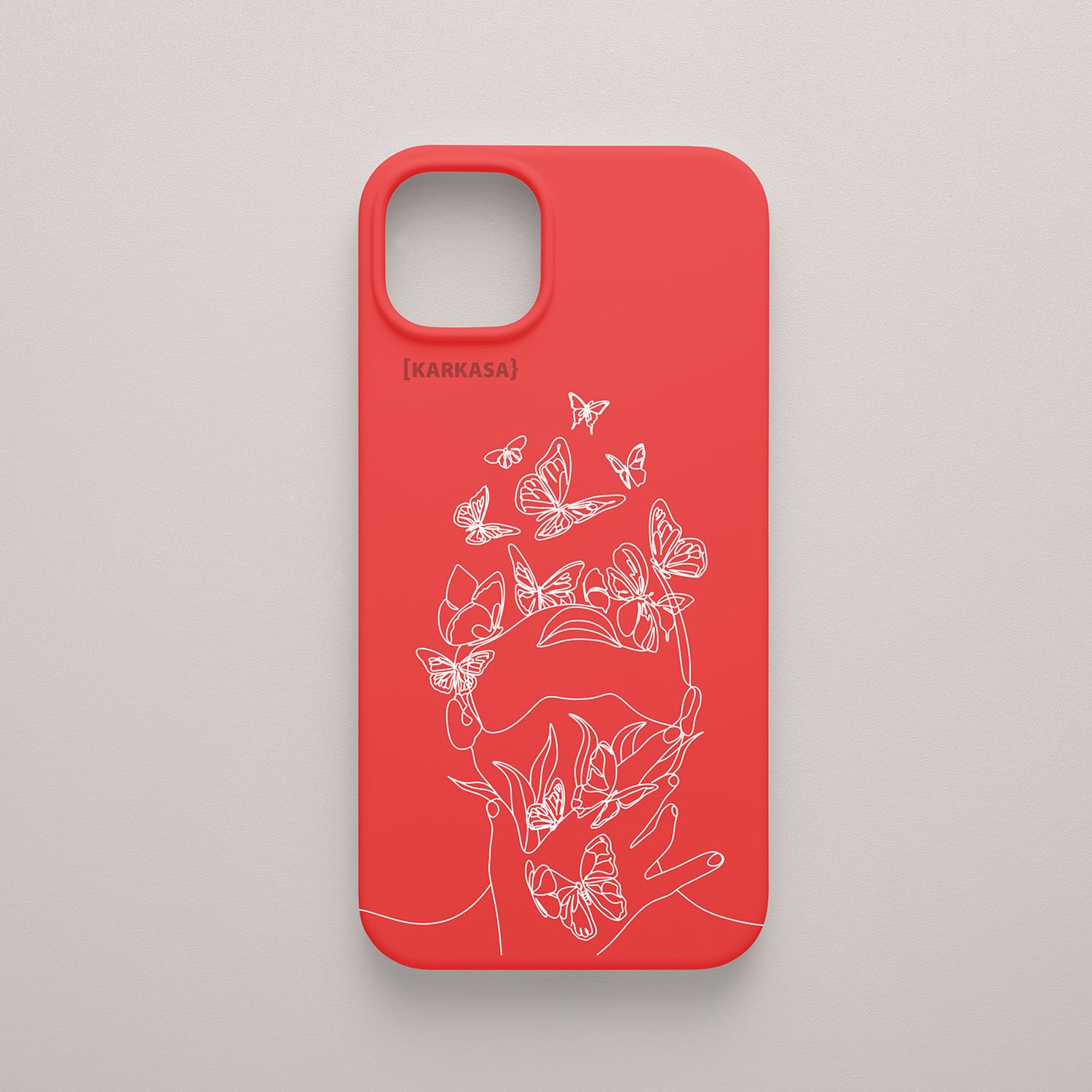 Funda de móvil KARKASA con diseño lineal en blanco de silueta de mujer y mariposas, en silicona mate Silk Touch roja.