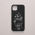 Funda de móvil KARKASA con diseño lineal blanca de silueta de mujer y mariposas, en silicona mate Silk Touch negra. 